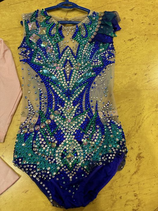 Купальник для художественной гимнастики. Цена договорная!