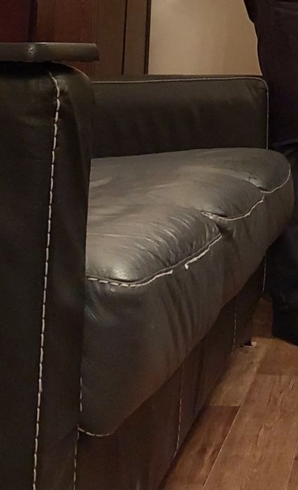 Диван из натуральной кожи