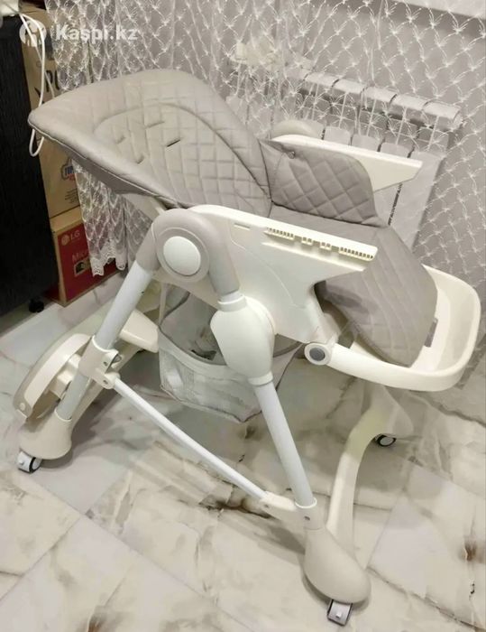 Детский стол для кормления. Skillmax YQ-398 серый.