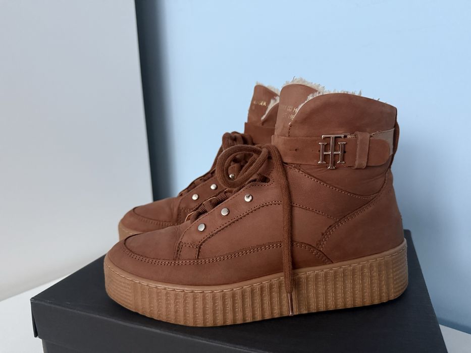 Ghete Tommy Hilfiger marimea 37