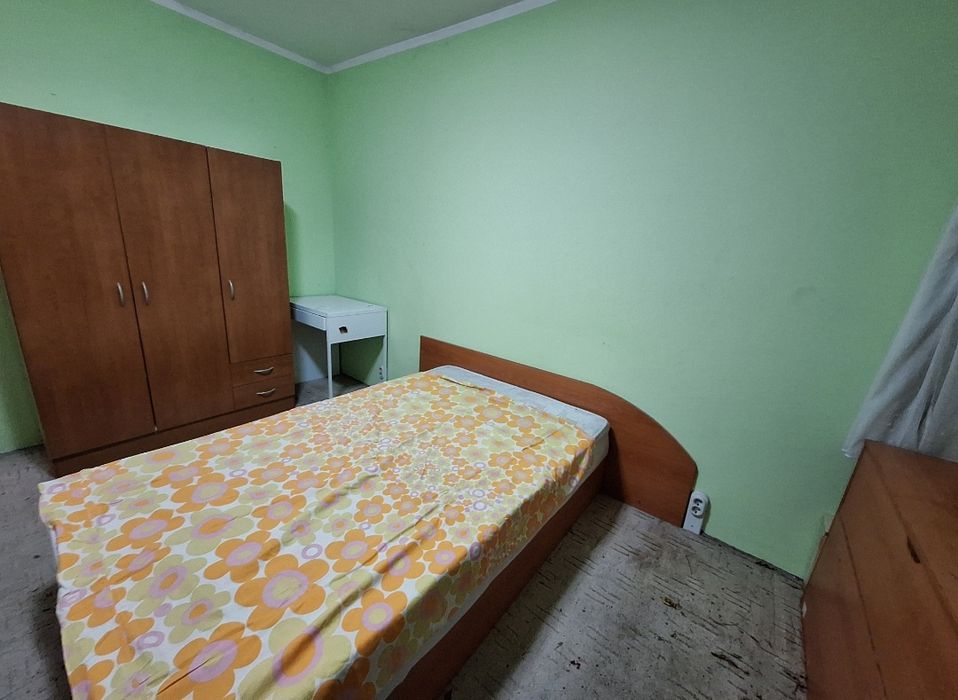 Отдавам компактно ателие в Връбница 1 до метро Бели Дунав