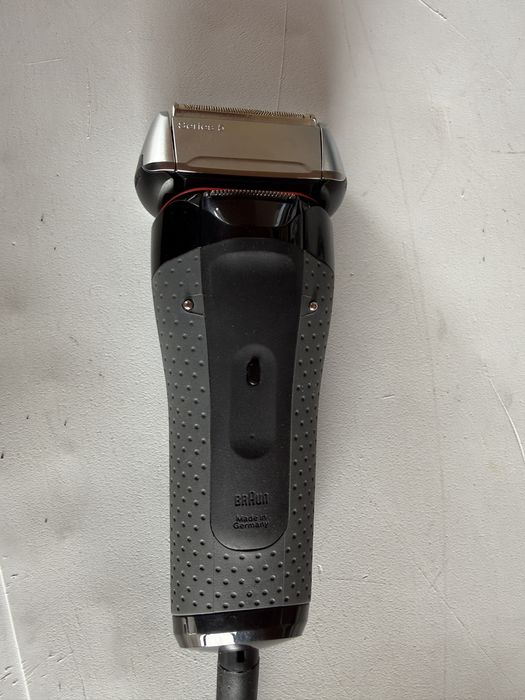 Braun Series 5 electric shaver