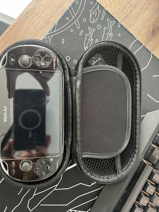 Ps Vita 1004 OLED 128 GB sd2vita PSP slim phat ps3 ps4 ps2 gta lcs vcs