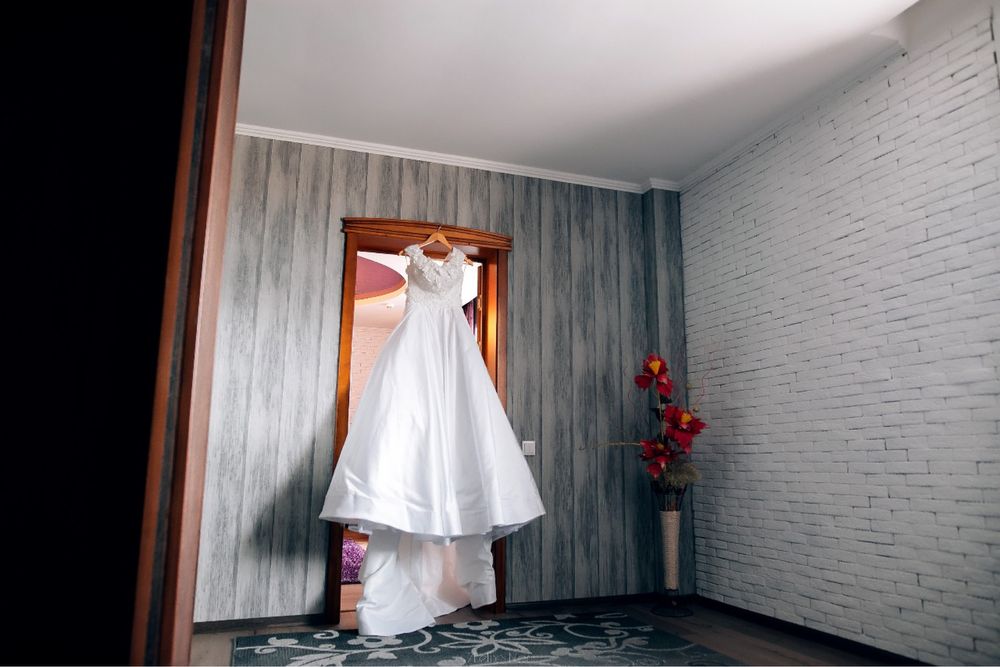 Продам свадебное платье