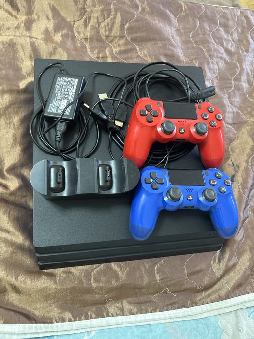 PlayStation 4 pro полная комплектация