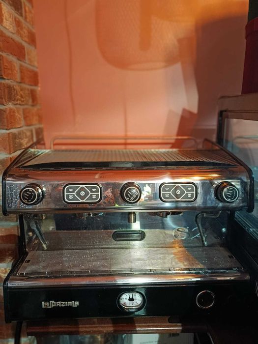 Espressor La Spaziale S2 + râșniță profesională – setup complet cafenea