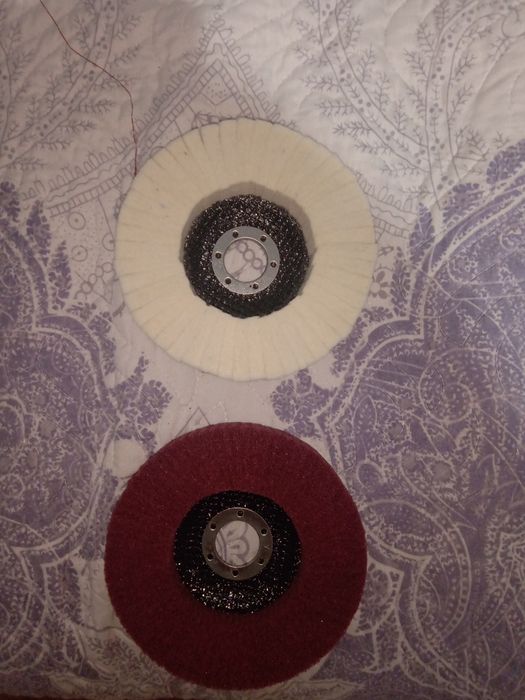 Pâslă și pasta pentru lustruit