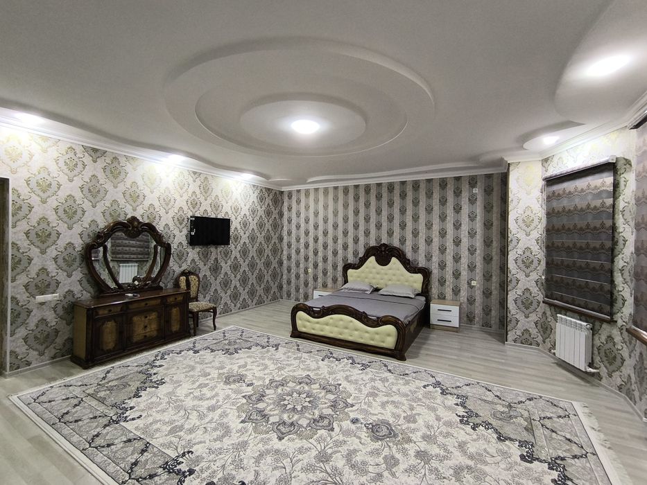 Квартира узок муддатга ижарага берилади