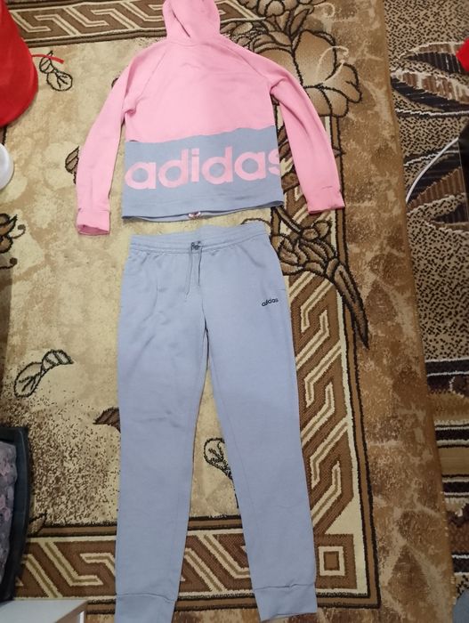 Дамски екип Адидас