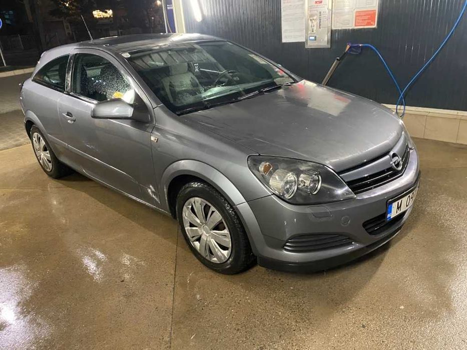 Opel Astra H GTC 1.4i
