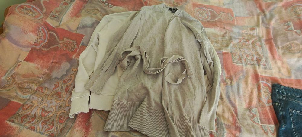 Set bluze ,cardigan S/M3 bucăți