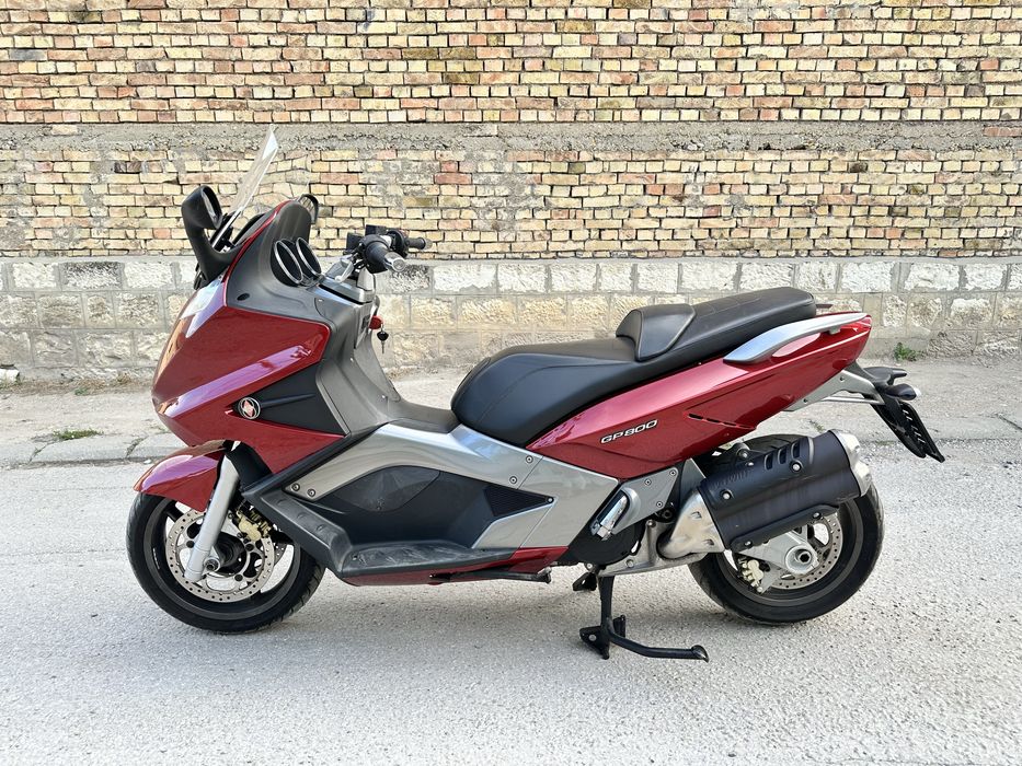 Gilera GP800 НОВ ВНОС 41.424 Километра!