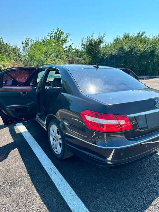 Mercedes E-Class W212 2011 | 2.2 Diesel 177 CP | 277.680 km