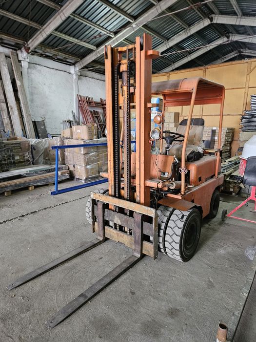 Газокар Uni Truck