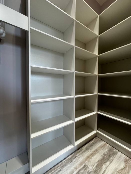 Мирзо Улугбекский район Ор.р: теннисный корт кафе Бухара