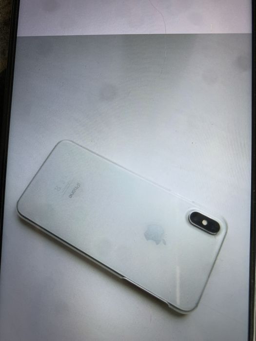 Продам Iphone 10 xs max в отличном состояний
