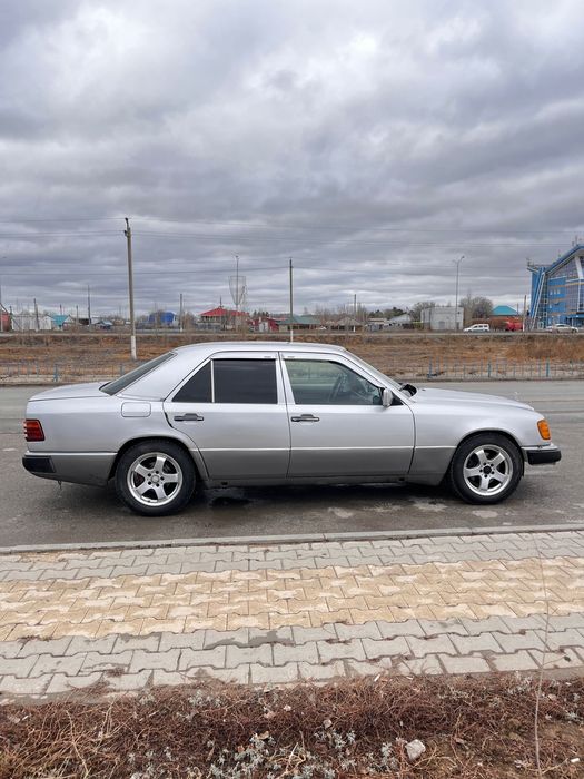 Продам Mercedes Benz W124