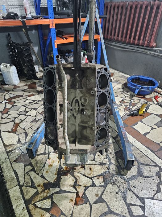 Заряженный блок 4.7 2uz