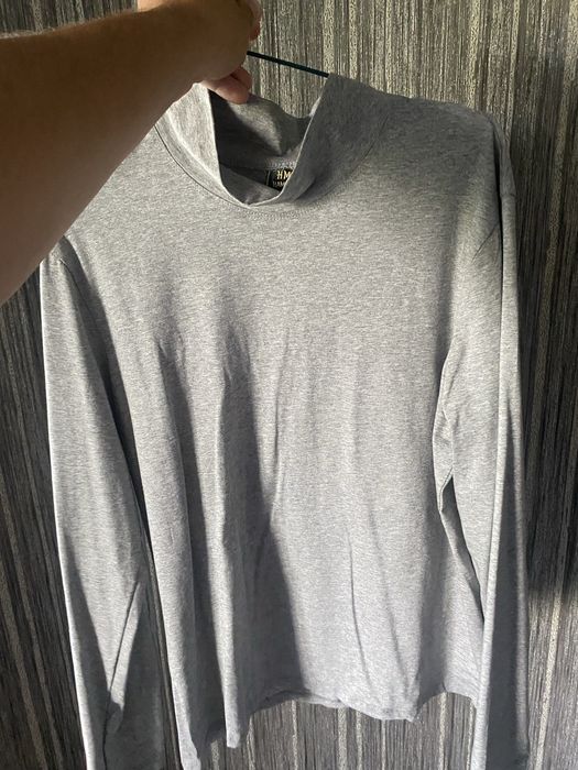 Новая футболка, пуловер