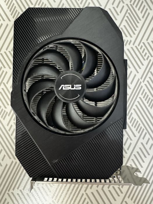 Vand placa video GTX 1650