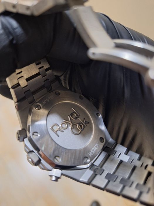 AP audemars piguet sotiladi