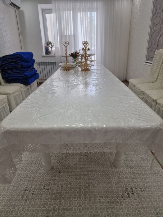 Продам гостиный стол