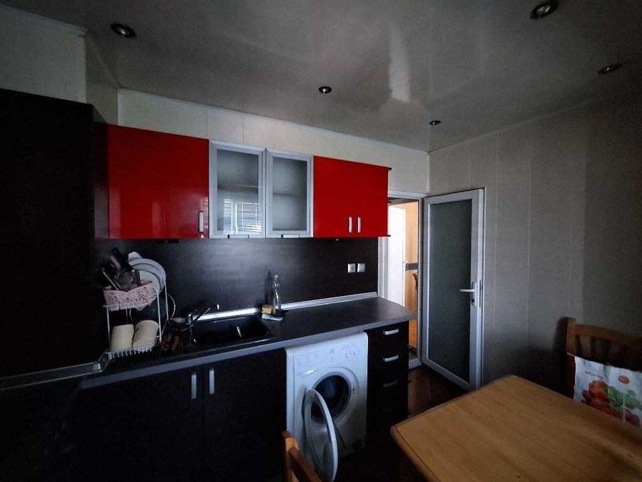 Продава се Двустаен апартамент в Варна, Цветен квартал - 62 кв.м за 2016 €/кв.м - Снимка #4