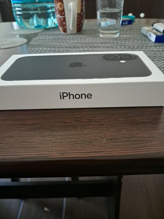 Vand iphone  16 nou