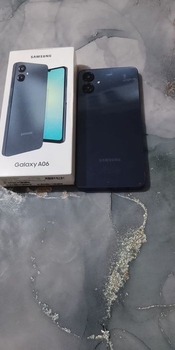 Продам телефон самсунг а06