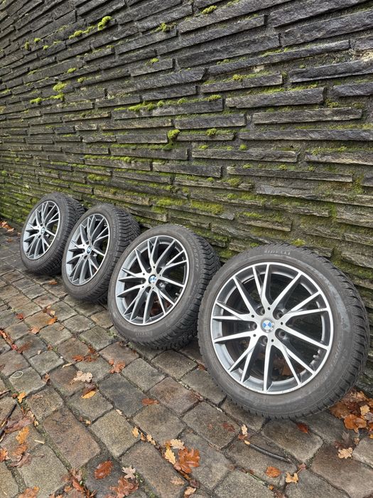 Оригинални джанти за BMW R17 с зимни гуми Pirelli