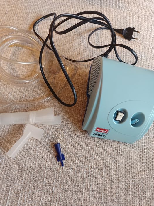 Компресорен инхалатор Philips Family