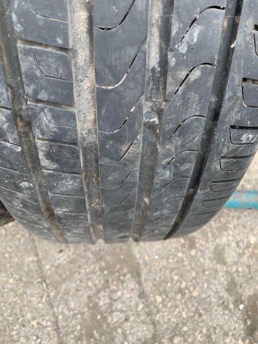 2 бр Летни Гуми Pirelli 235/55 R17 DOT 2821 грайфер 7мм ном 15