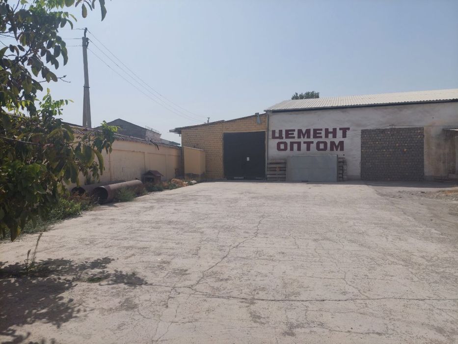 Tayyor biznes sotiladi, 2 qavatli bino, 3 ta sklad va 17 yer uchastka