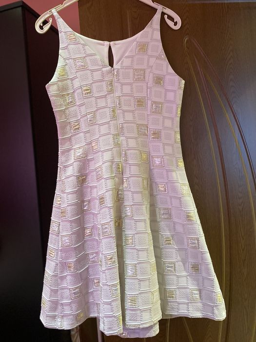 Рокля от колекцията на LUCY