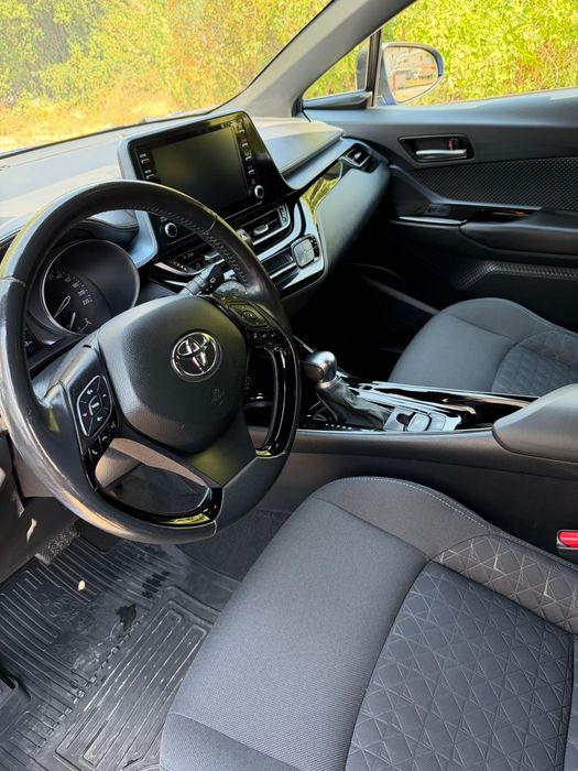 Toyota C-HR, 1.8 Hybrid