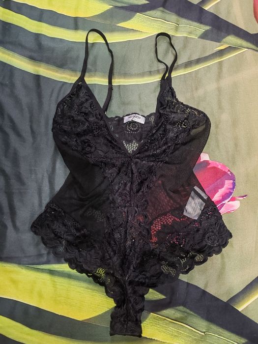 Нижнее бельё комплекты