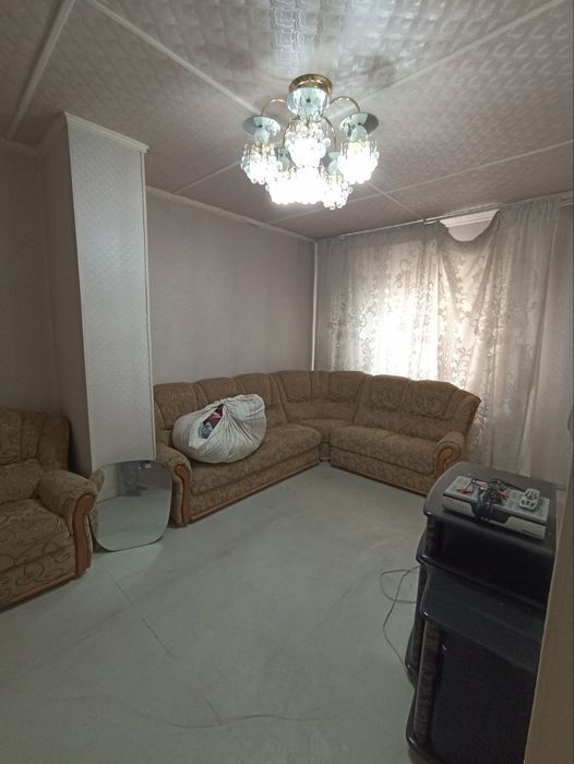 Продаю квартиру Яшнабадский р-он Тузель-2. 4-ком 6-этаж 9-этажном Доме