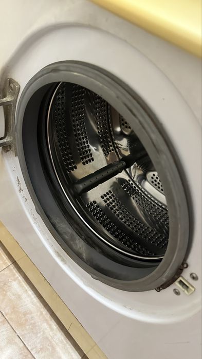 Продам стиральную машину б/у