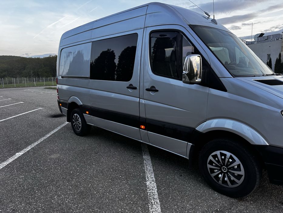 Vând Mercedes Sprinter