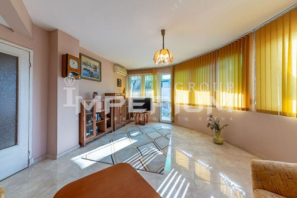 Продава се Тристаен апартамент в Варна, Лятно кино Тракия - 78 кв.м за 1216 €/кв.м - Снимка #3