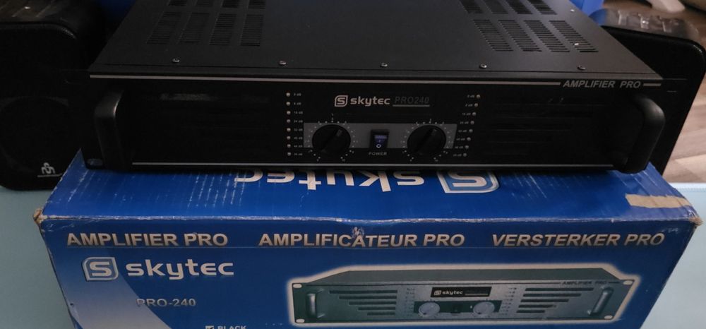 Skytec Pro 240 amplificator statie putere muzica sunet