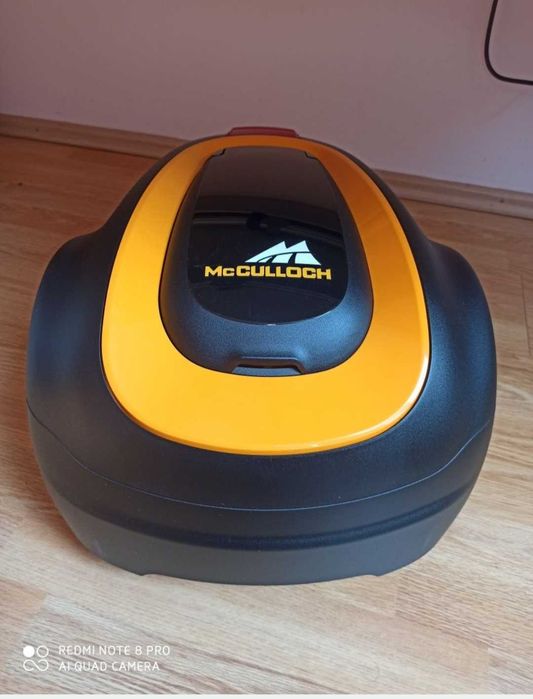 Robot tuns iarba McCulloch ROB S.