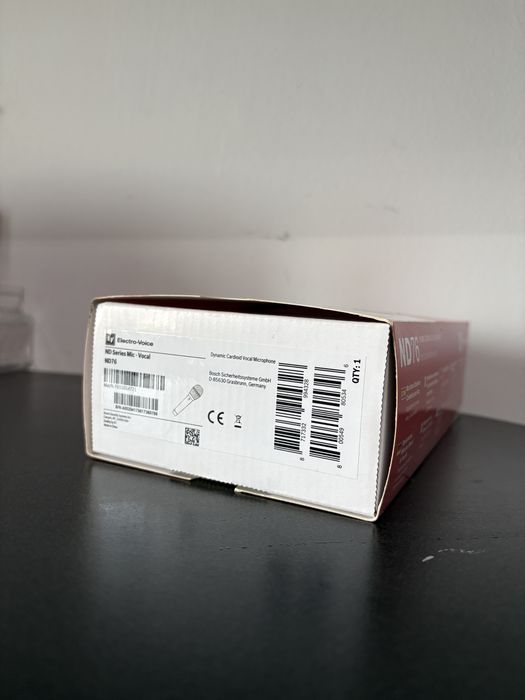 Microfon Electro-Voice ND76