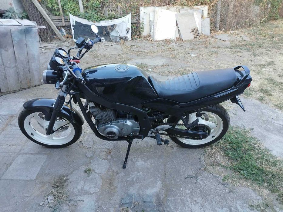 Мотоциклет Suzuki GS 500 E