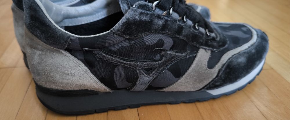 Adidasi Mizuno Japan/40.5/confortabili/rezistenti /piele