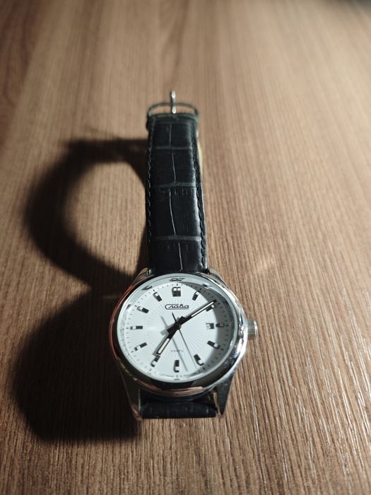 Продам часы СЛАВА