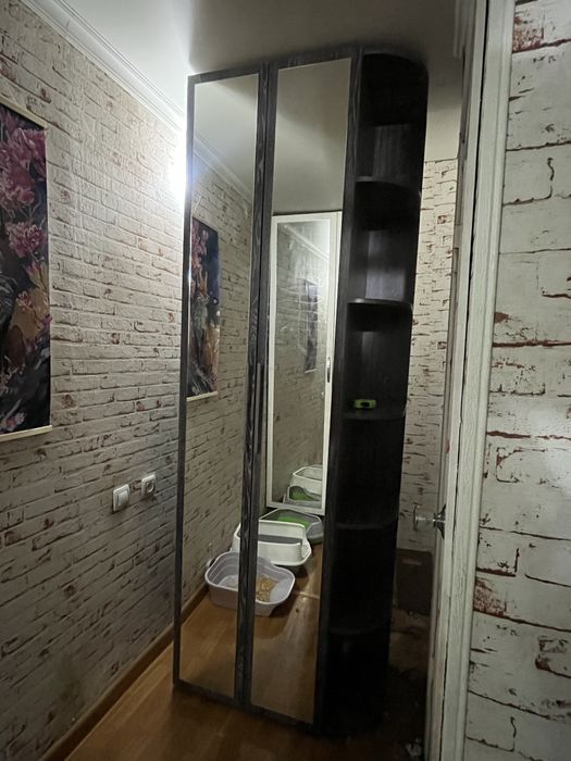 Продам в шкаф бу