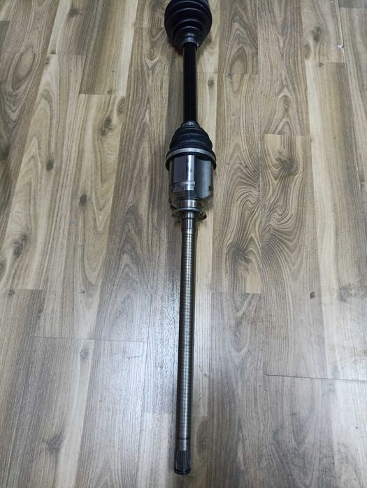 Привод в сборе гранаты на Lexus RX300