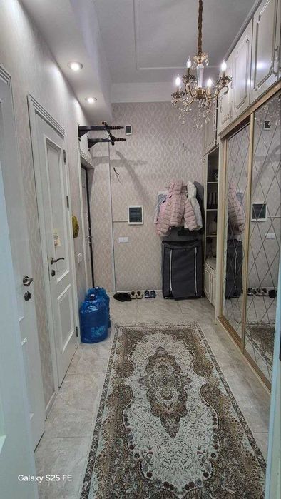 Мирзо Улугбексикий р-н Продаётся квартира Своя!