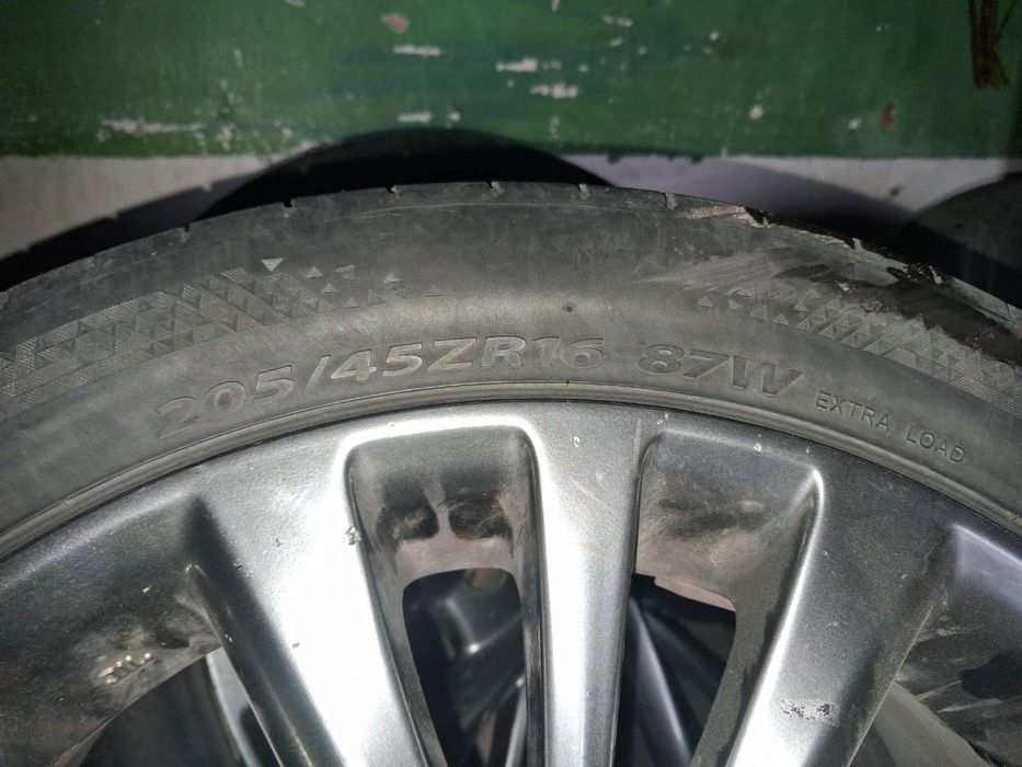 Продаётся диски  205/45/16